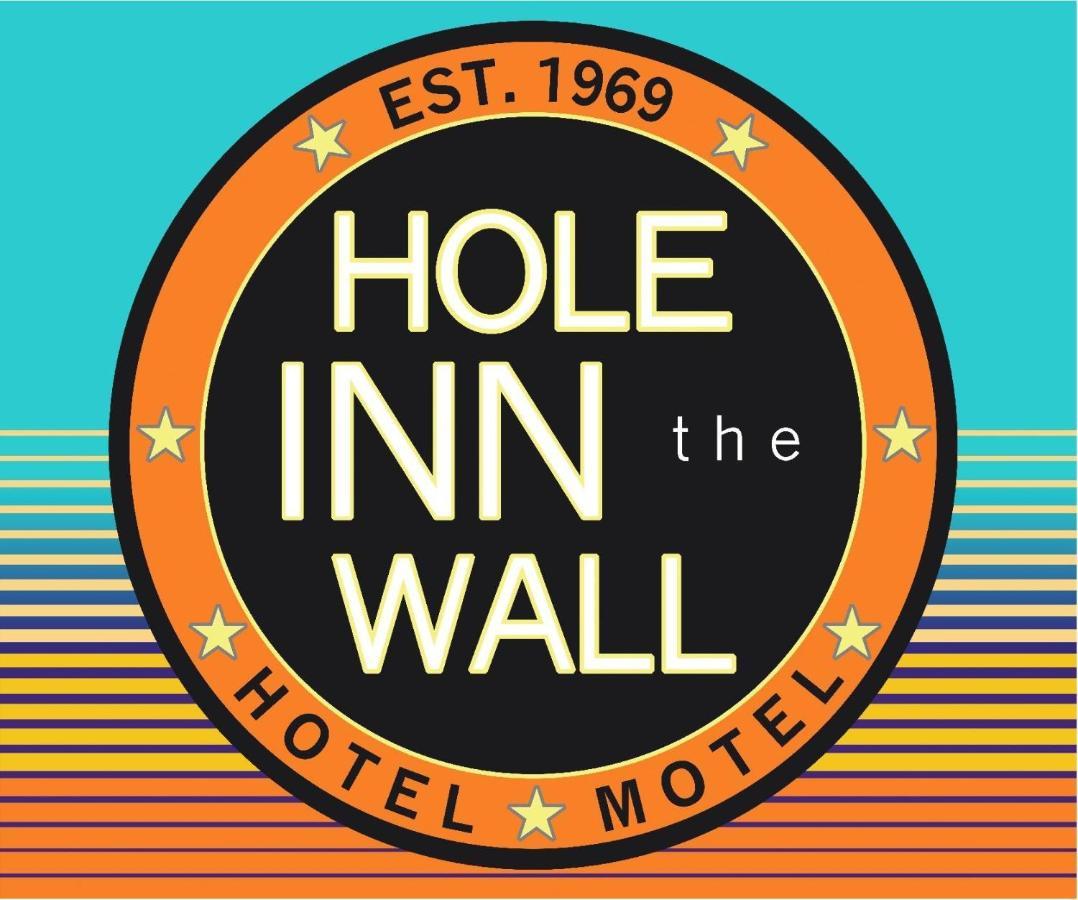 Hole Inn The Wall Hotel - Fort Walton Beach - Sunset Plaza - Nearby Beaches & Hurlburt Exterior foto